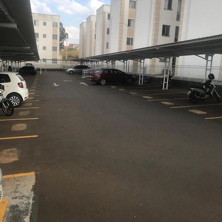 Апартаменты Apartamento Em Londrina Privado Com 2 Quartos De Casal Com Utensilios Garagem E Wifi Экстерьер фото