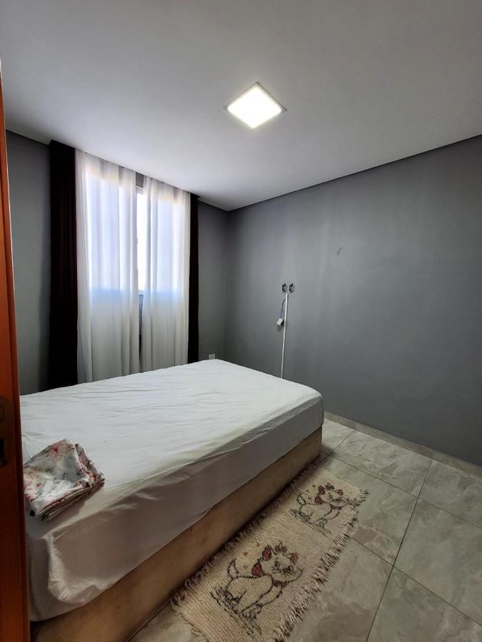 Апартаменты Apartamento Em Londrina Privado Com 2 Quartos De Casal Com Utensilios Garagem E Wifi Экстерьер фото