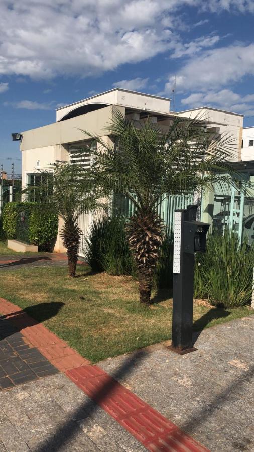 Апартаменты Apartamento Em Londrina Privado Com 2 Quartos De Casal Com Utensilios Garagem E Wifi Экстерьер фото